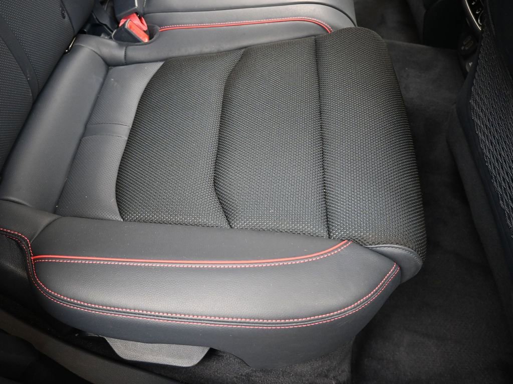 Used 2025 Genesis GV70 2.5T w/ Sport Prestige Package image 16