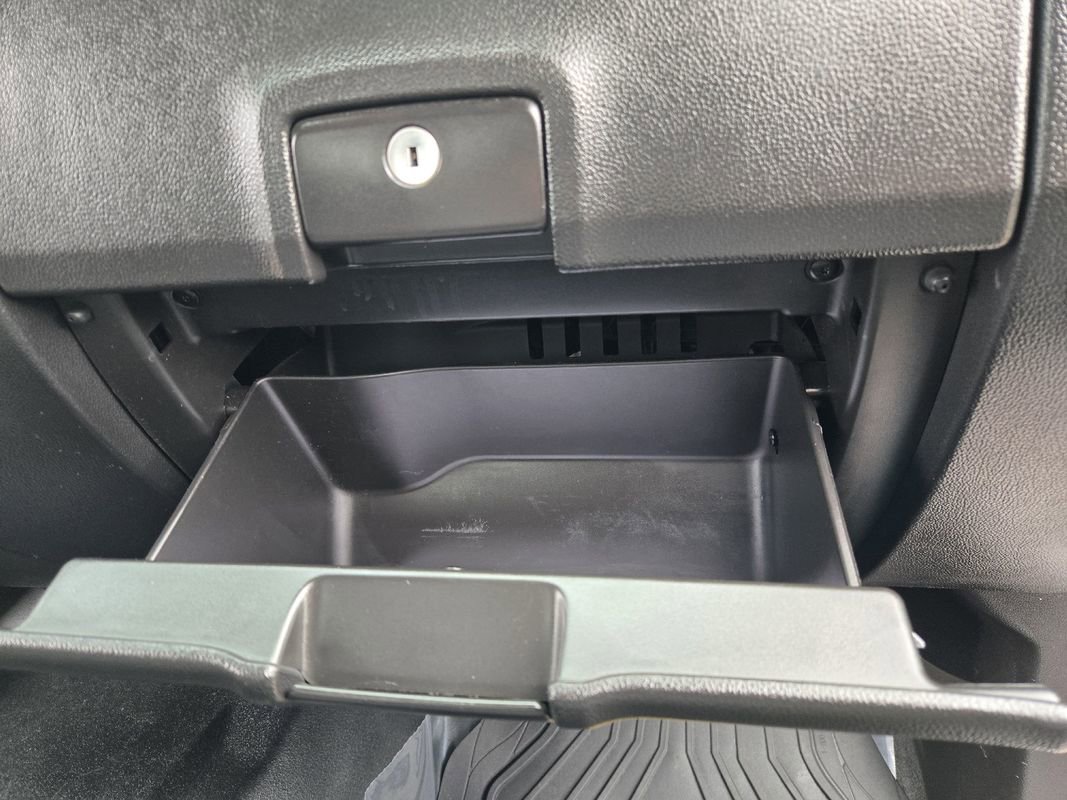 Used 2015 Chevrolet Silverado 2500 W/T image 25