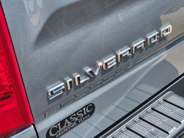 Used 2024 Chevrolet Silverado 1500 LT image 9