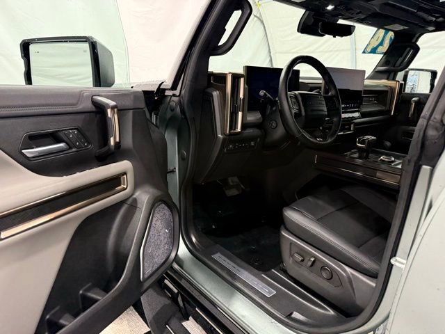 Used 2024 GMC Hummer EV 3X image 32