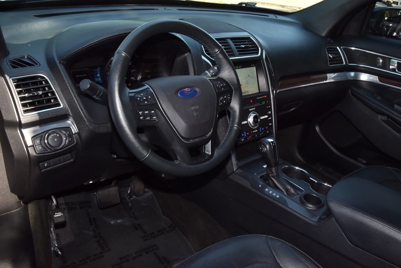 Used 2018 Ford Explorer Limited FWD image 33