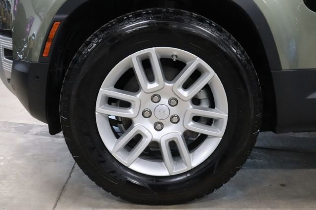 Used 2020 Land Rover Defender 110 S image 38