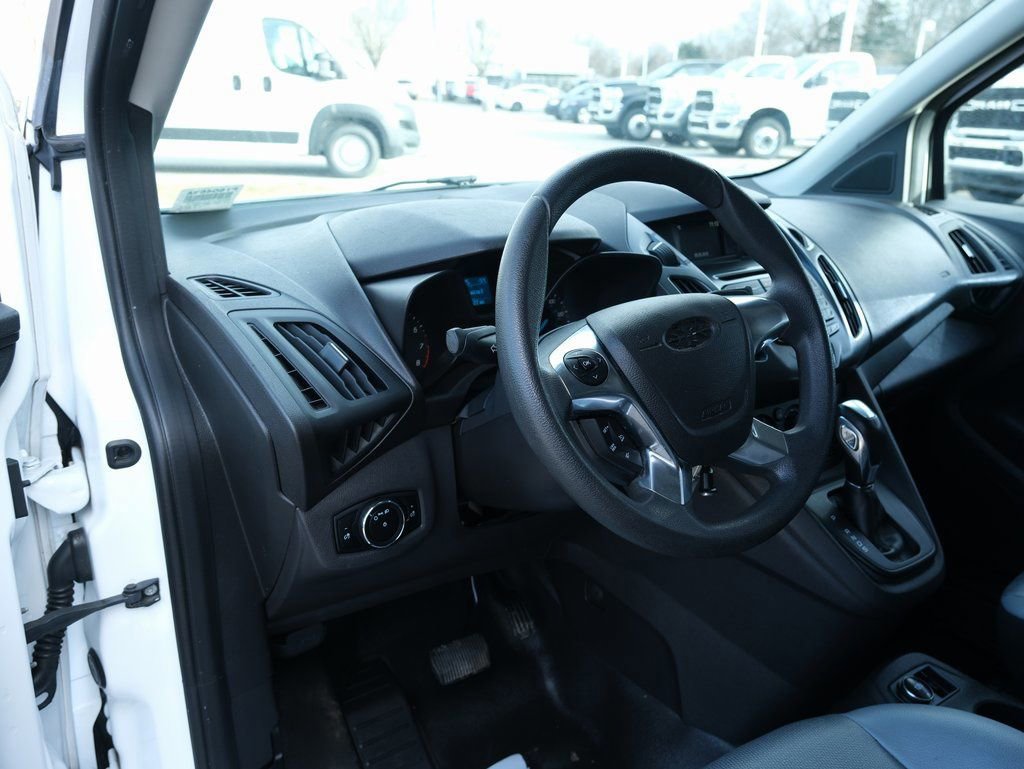 Used 2018 Ford Transit Connect XL image 3