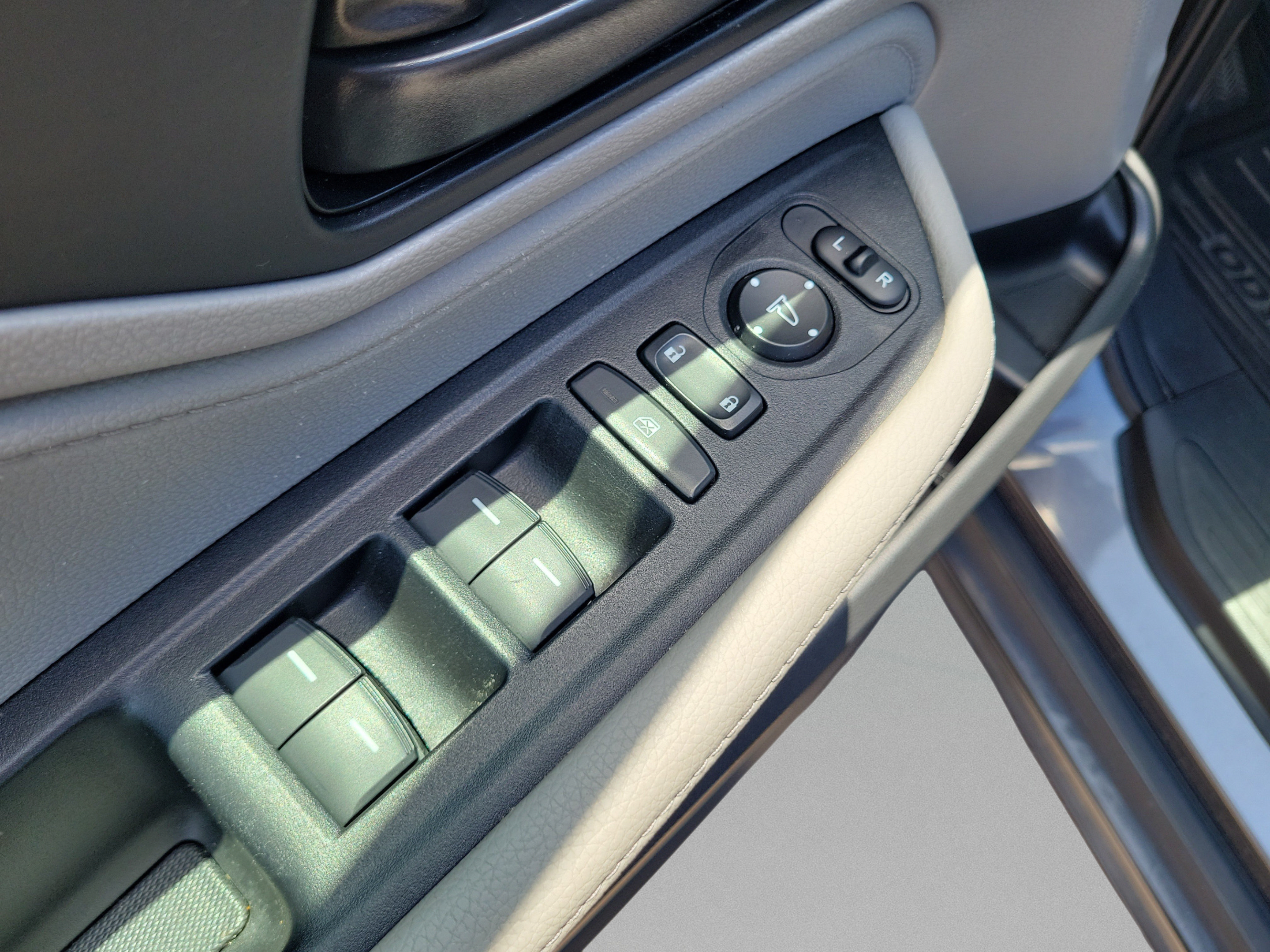 Certified 2019 Honda Odyssey EX-L image 24