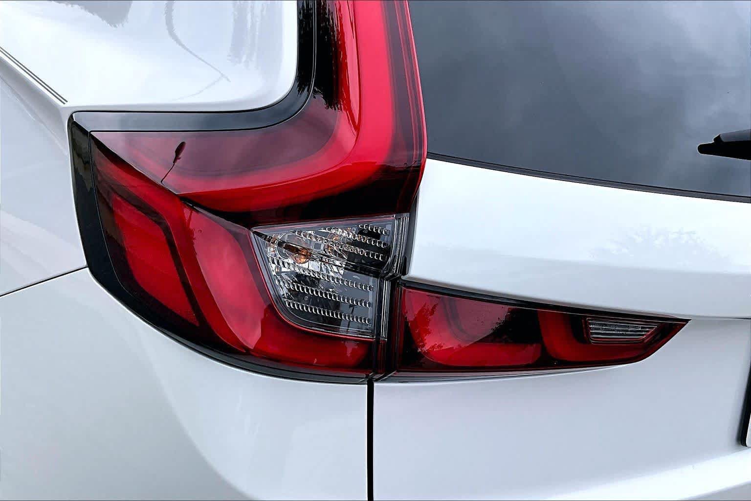 Used 2025 Honda CR-V Sport Touring image 29