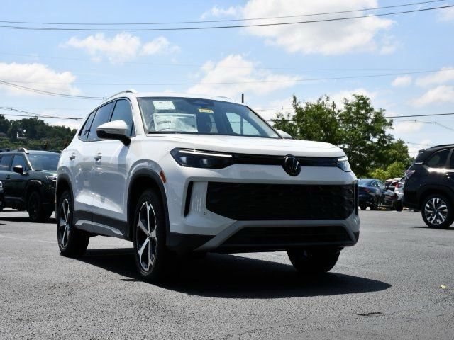 New 2026 Volkswagen Tiguan SE