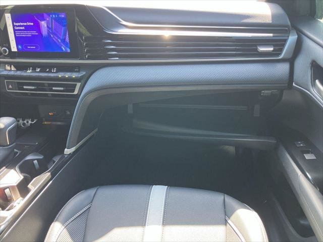 Certified 2025 Toyota Camry SE FWD image 15