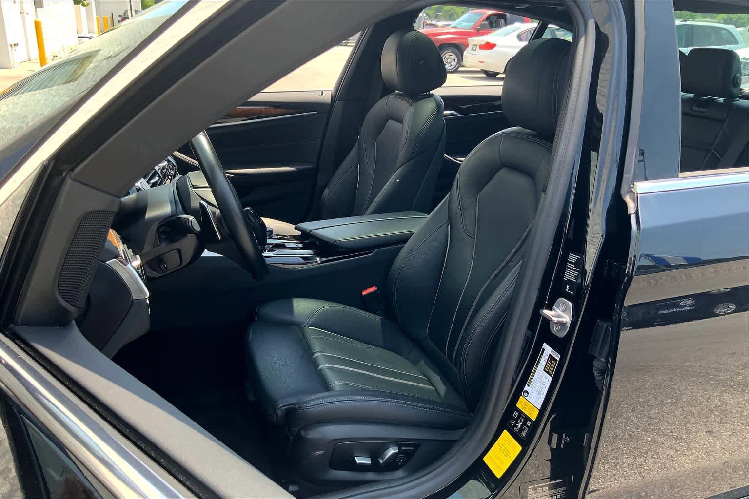 Used 2018 BMW 530i xDrive AWD/4WD image 7