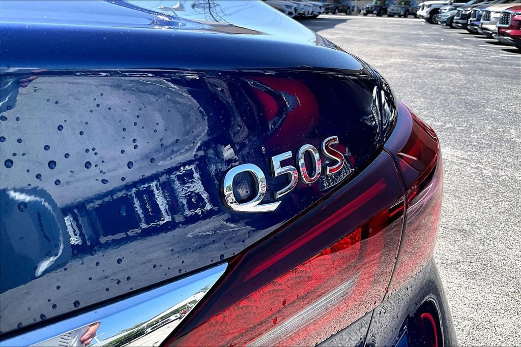 Certified 2018 INFINITI Q50 Red Sport 400 w/ Sensory Package (Sport) RWD image 5