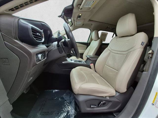 Used 2020 Ford Explorer Platinum w/ Premium Technology Package AWD/4WD image 17