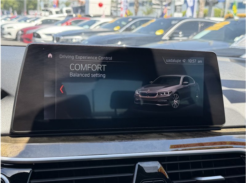 Used 2019 BMW 540i w/ Convenience Package RWD image 53