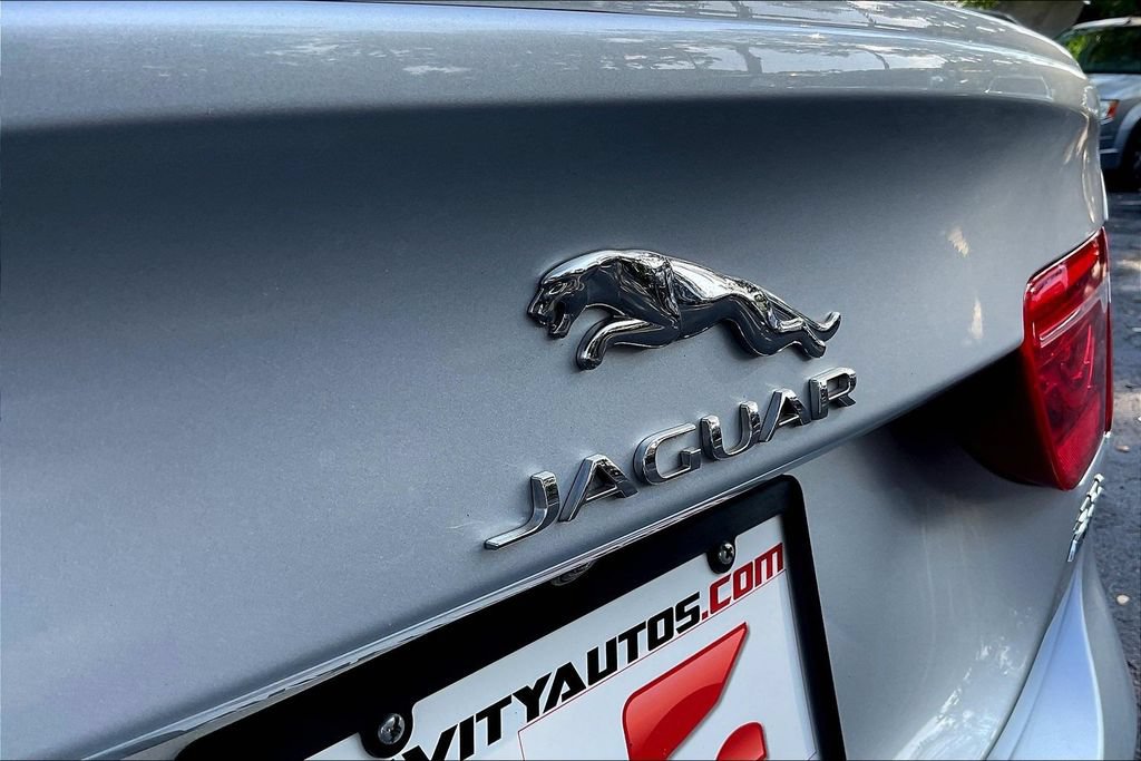 Used 2017 Jaguar XE R-Sport AWD/4WD image 22