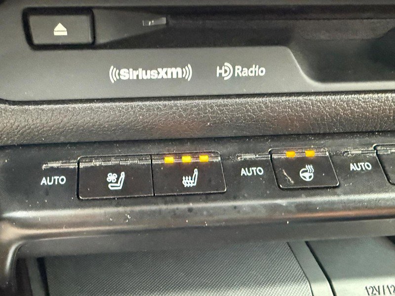 Used 2022 Lexus UX 250h w/ Premium Package image 21