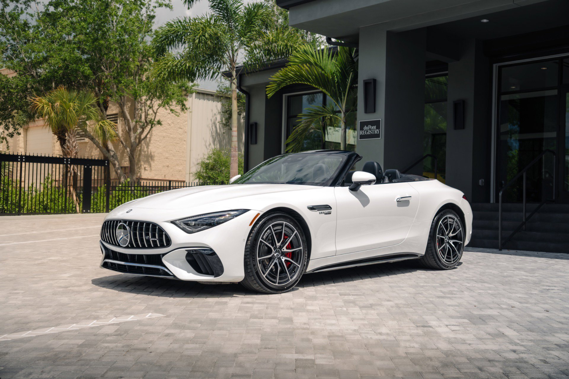 Used 2023 Mercedes-Benz SL 55 AMG 4MATIC image 9