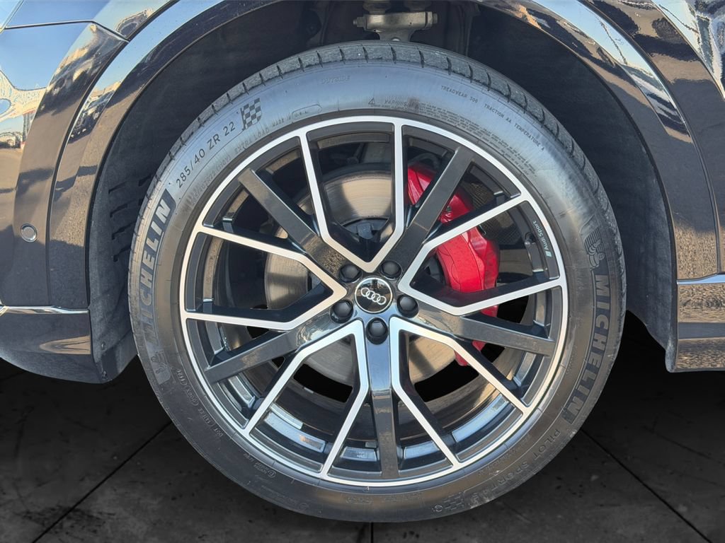 Used 2020 Audi Q8 Premium Plus w/ Premium Plus Package AWD/4WD image 27