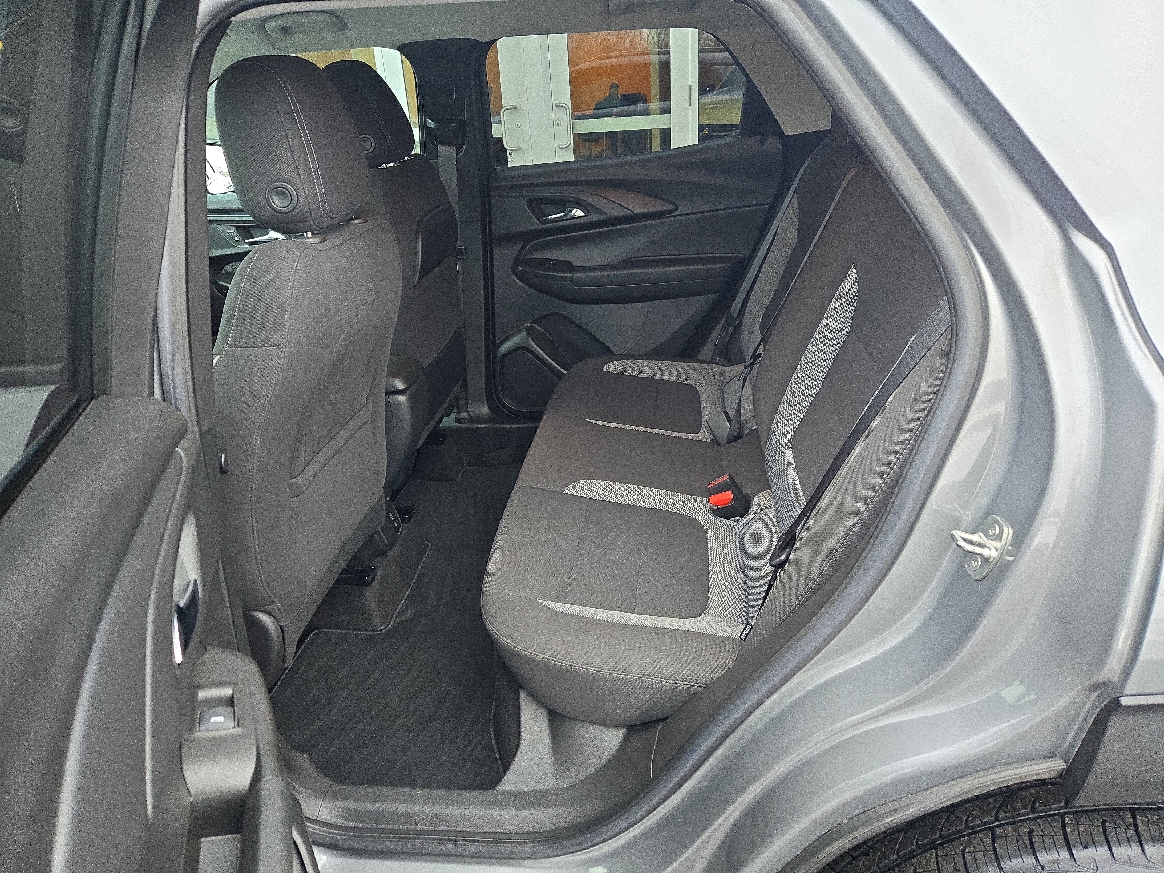 Certified 2023 Chevrolet TrailBlazer LT w/ Convenience Package image 11