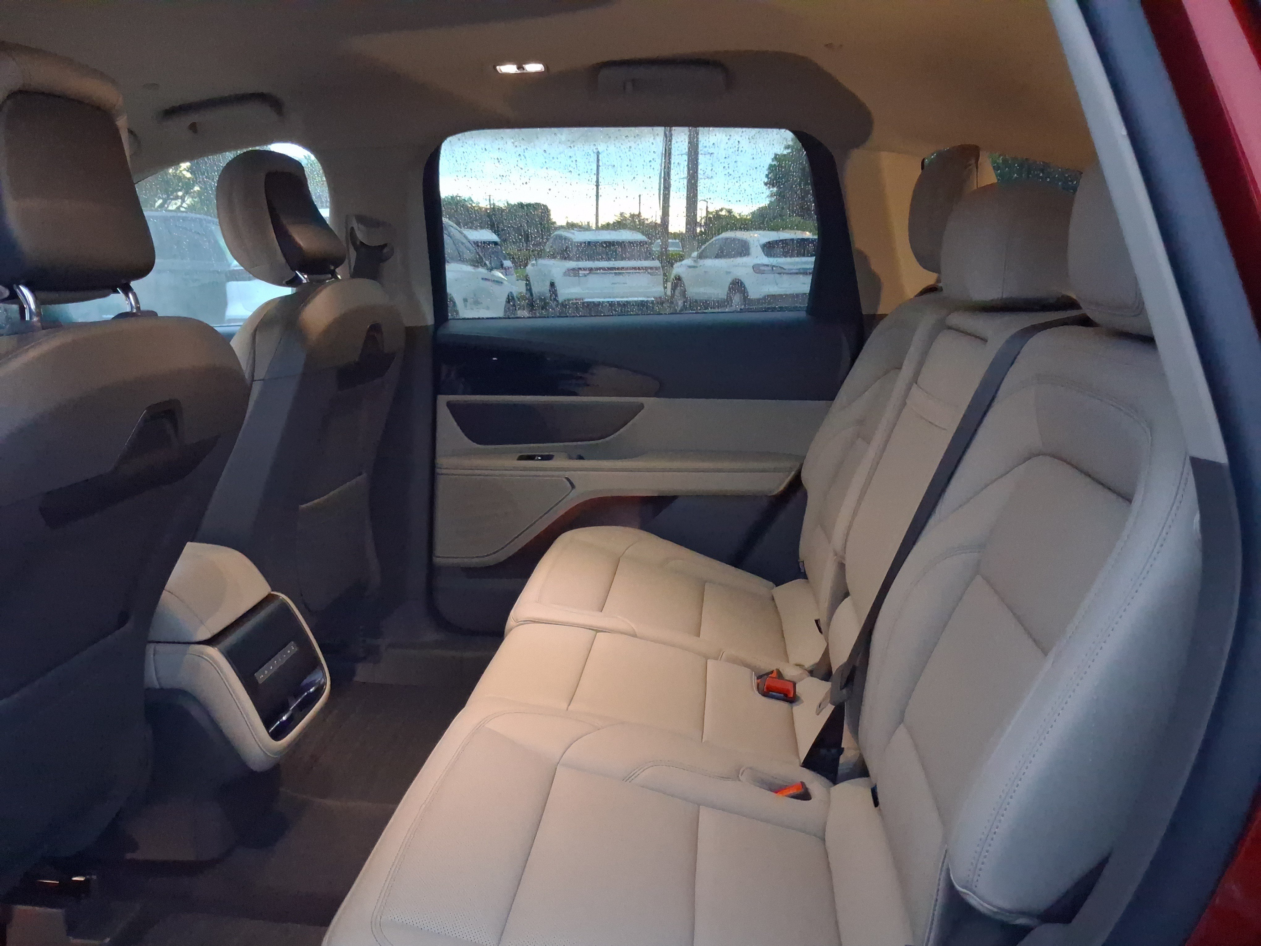 Certified 2024 Lincoln Nautilus Premier AWD/4WD image 6