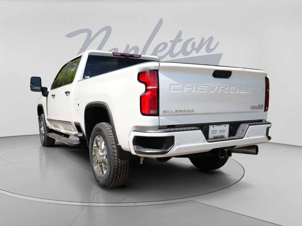 Used 2024 Chevrolet Silverado 3500 High Country w/ High Country Premium Package AWD/4WD image 5