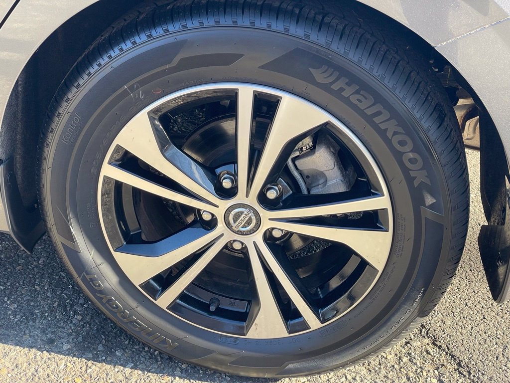 Certified 2023 Nissan Sentra SV w/ All-Weather Package FWD image 29