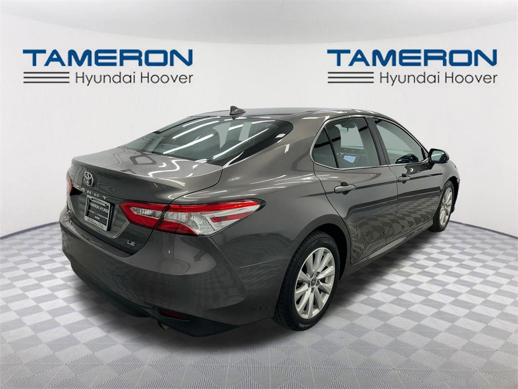 Used 2020 Toyota Camry LE image 5