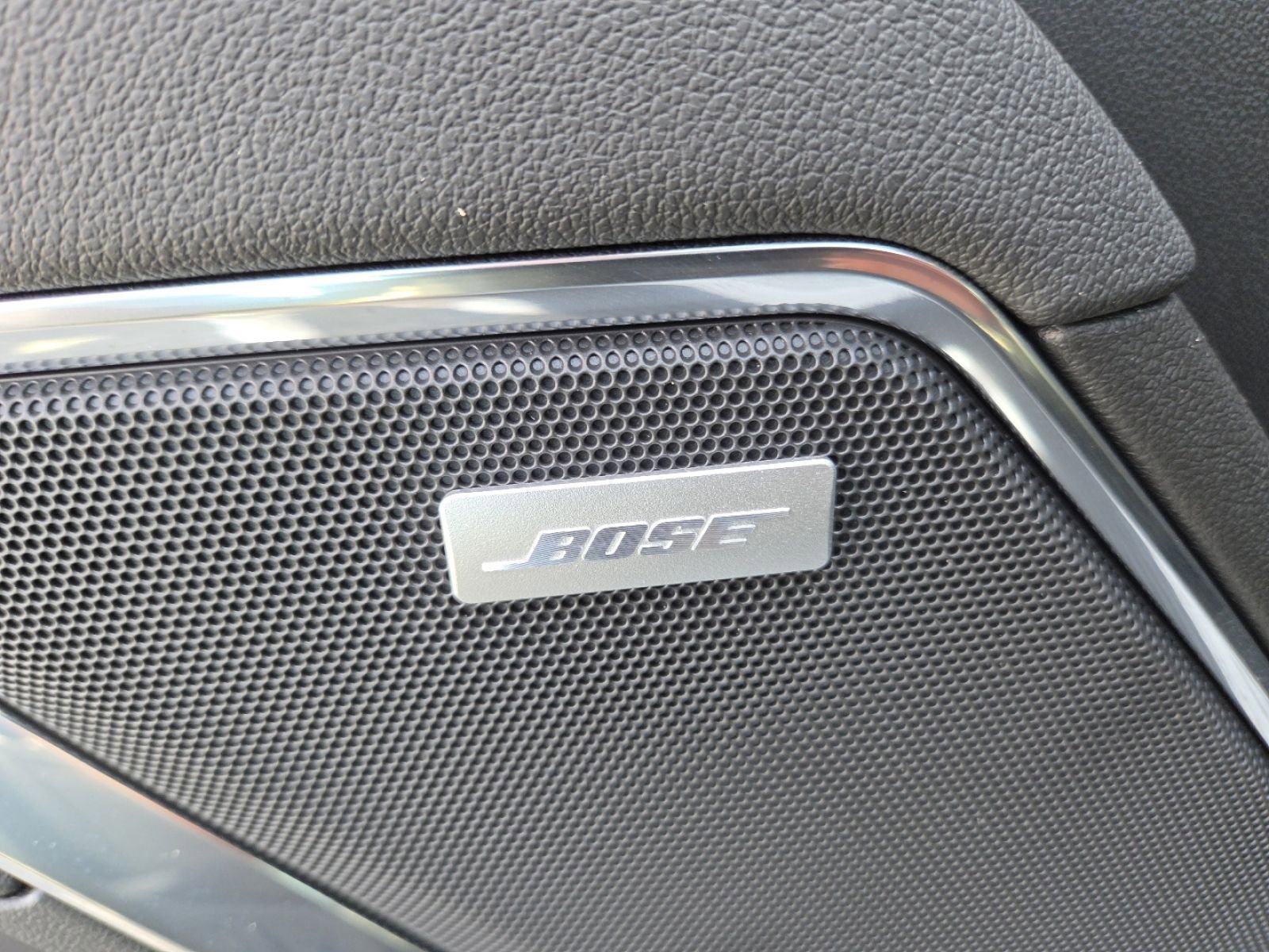 New 2026 GMC Sierra 1500 Elevation w/ Elevation Premium Package AWD/4WD image 10