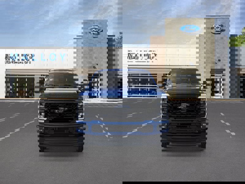 New 2026 Ford F350 XLT image 2