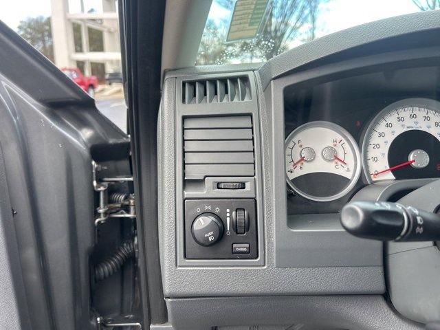 Used 2005 Dodge Dakota SLT image 22
