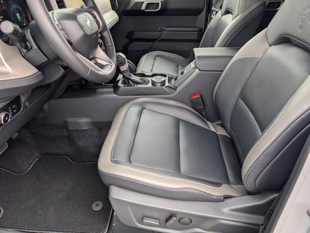 New 2026 Ford Bronco Outer Banks w/ Sasquatch Package image 15