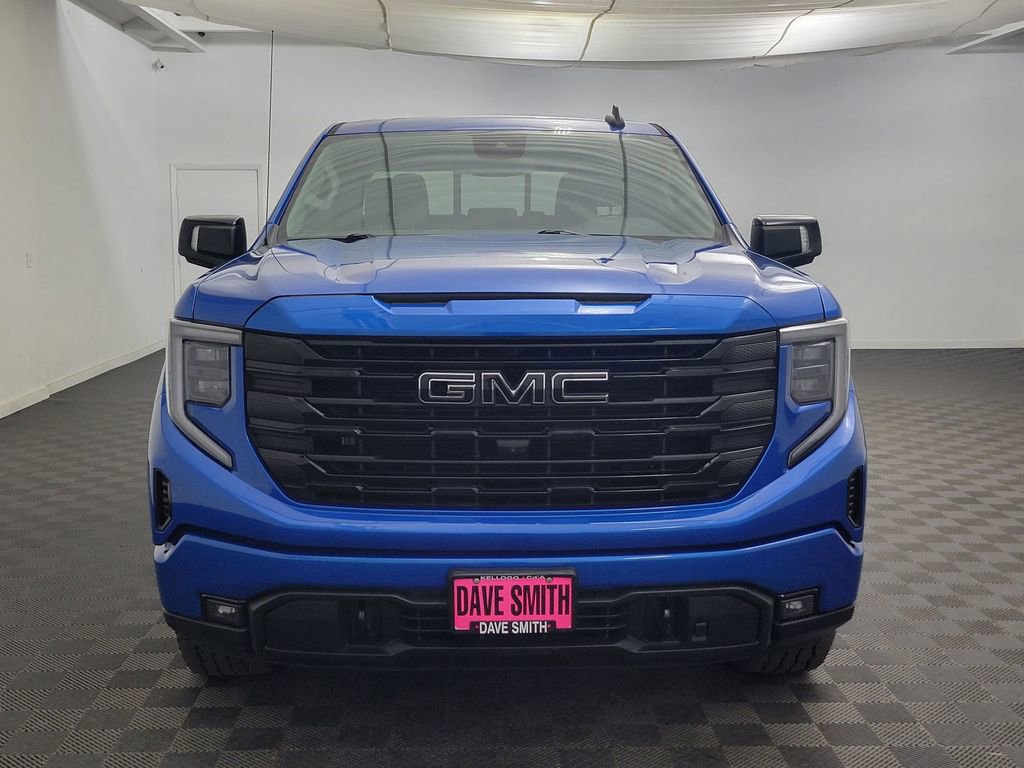 Used 2022 GMC Sierra 1500 Elevation w/ Elevation Premium Package image 6