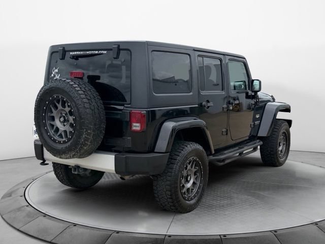 Used 2011 Jeep Wrangler Unlimited Sahara w/ Connectivity Group AWD/4WD image 3