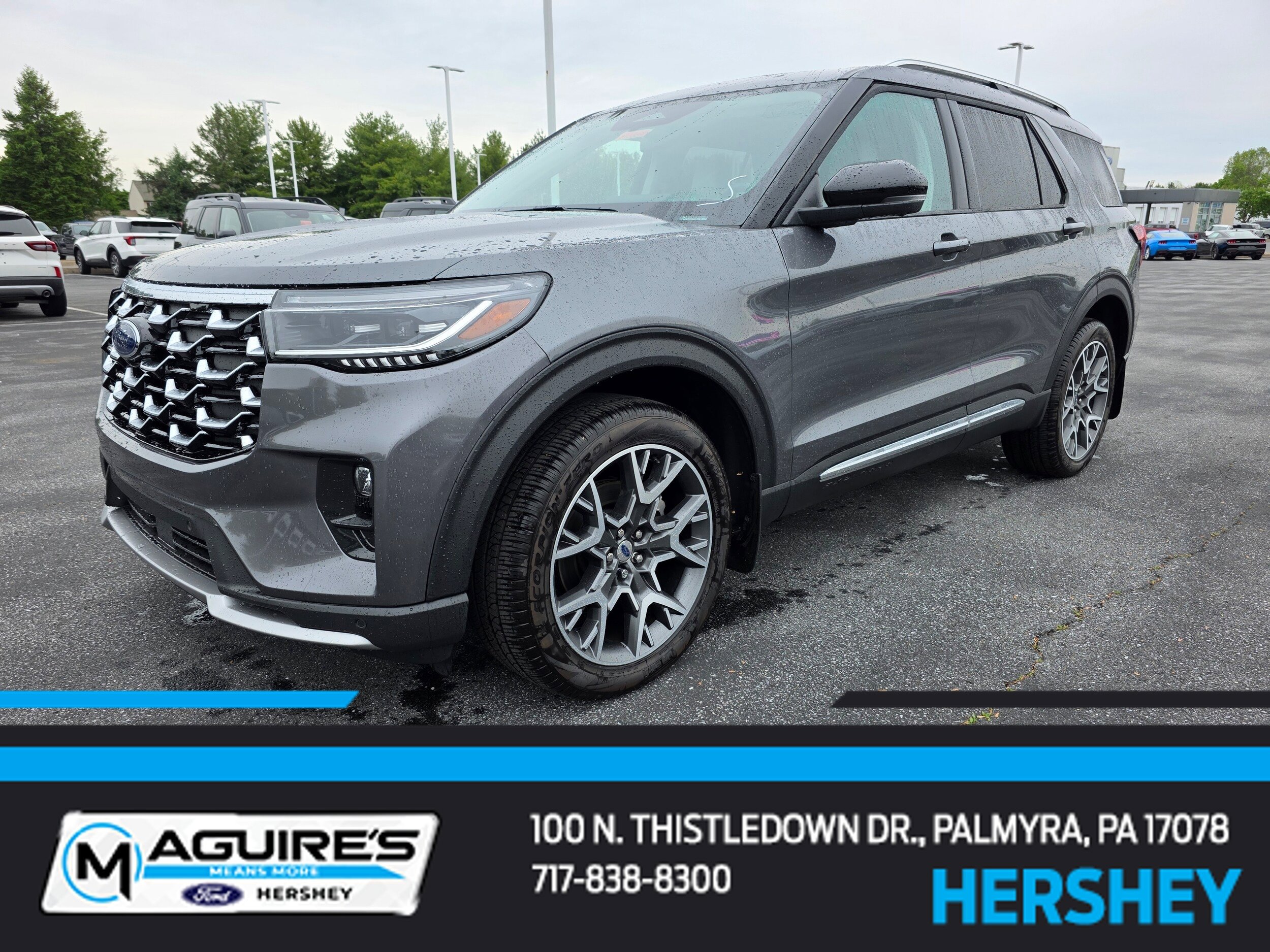 Used 2025 Ford Explorer Platinum w/ Ultimate Package AWD/4WD image 1
