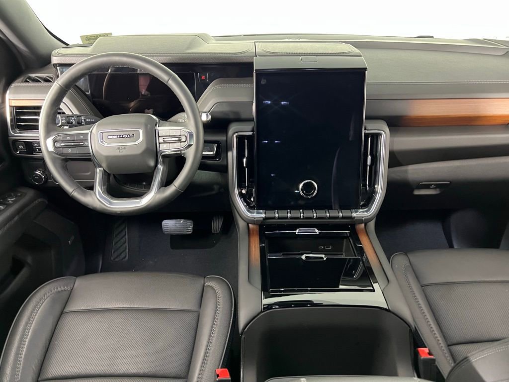 Used 2025 GMC Yukon XL Denali image 15