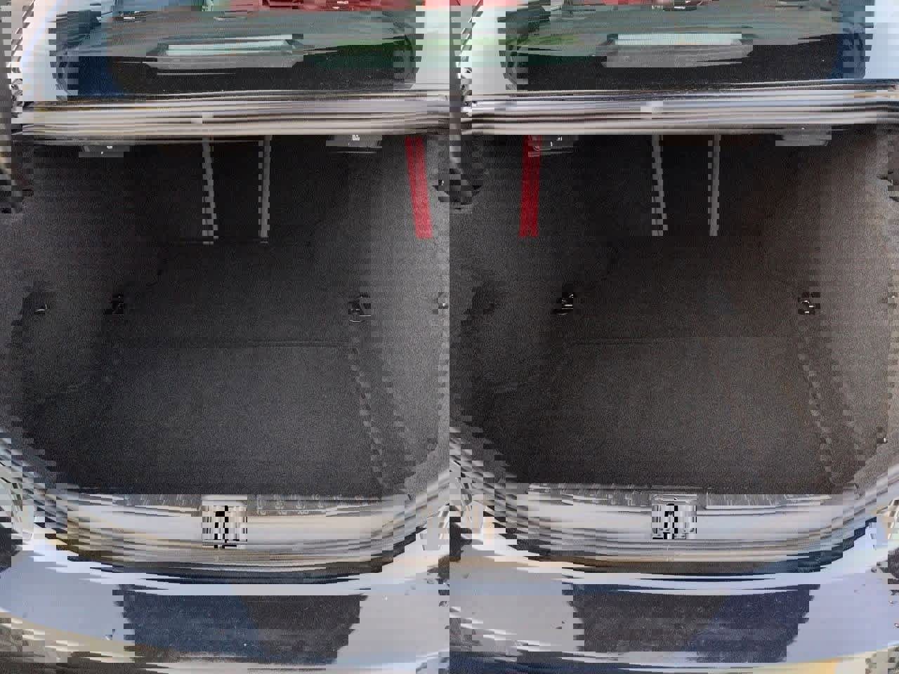 Used 2024 Alfa Romeo Giulia Ti w/ Performance Driving Package image 34