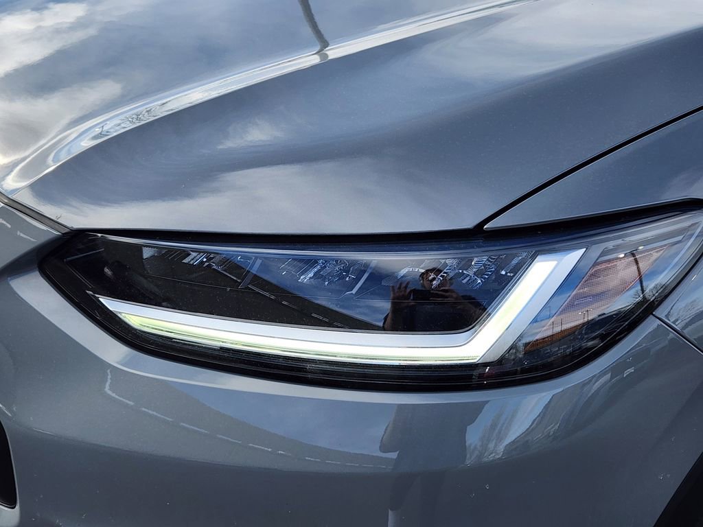 Certified 2025 Honda HR-V Sport image 8