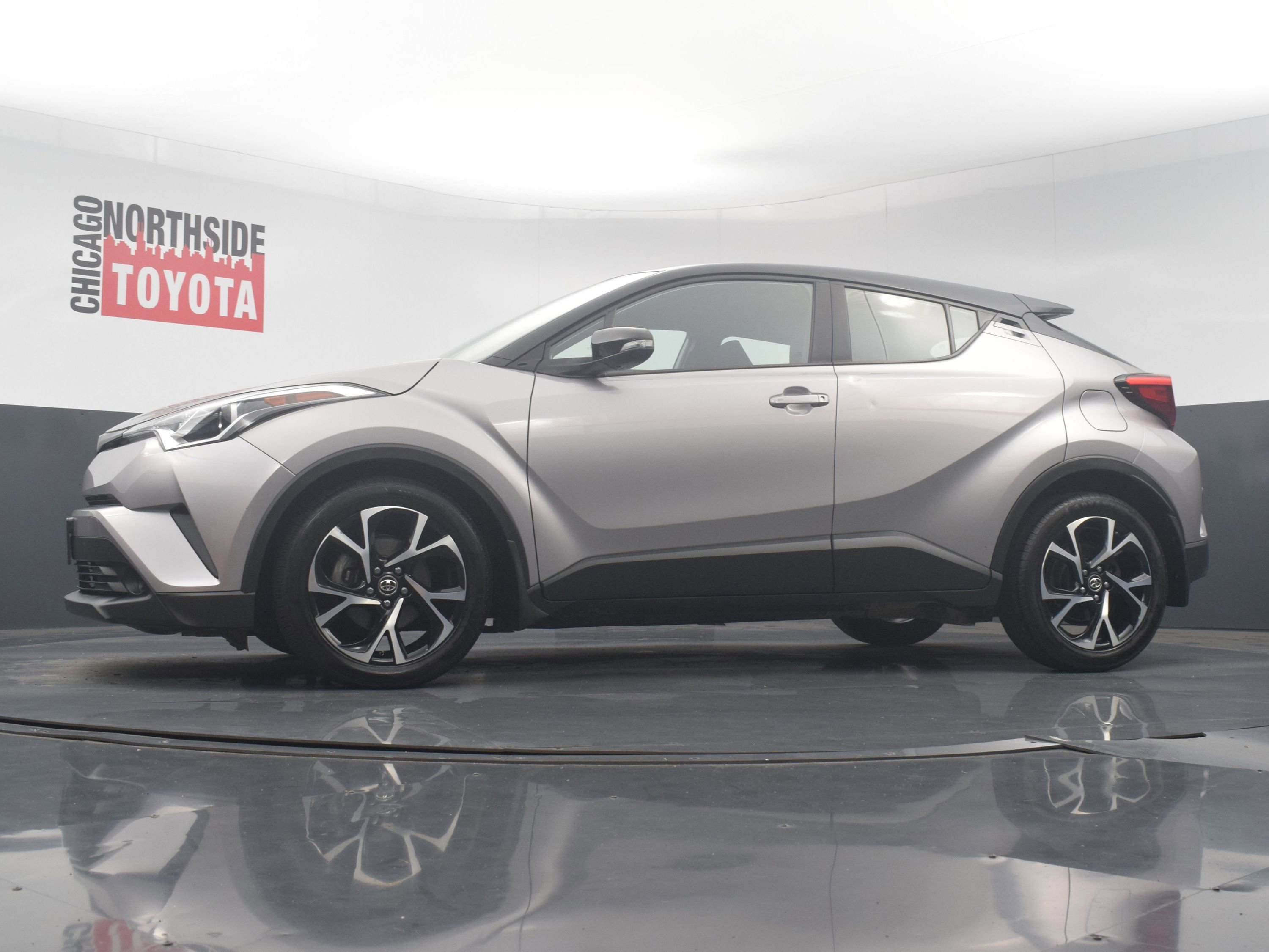 Used 2019 Toyota C-HR XLE image 24
