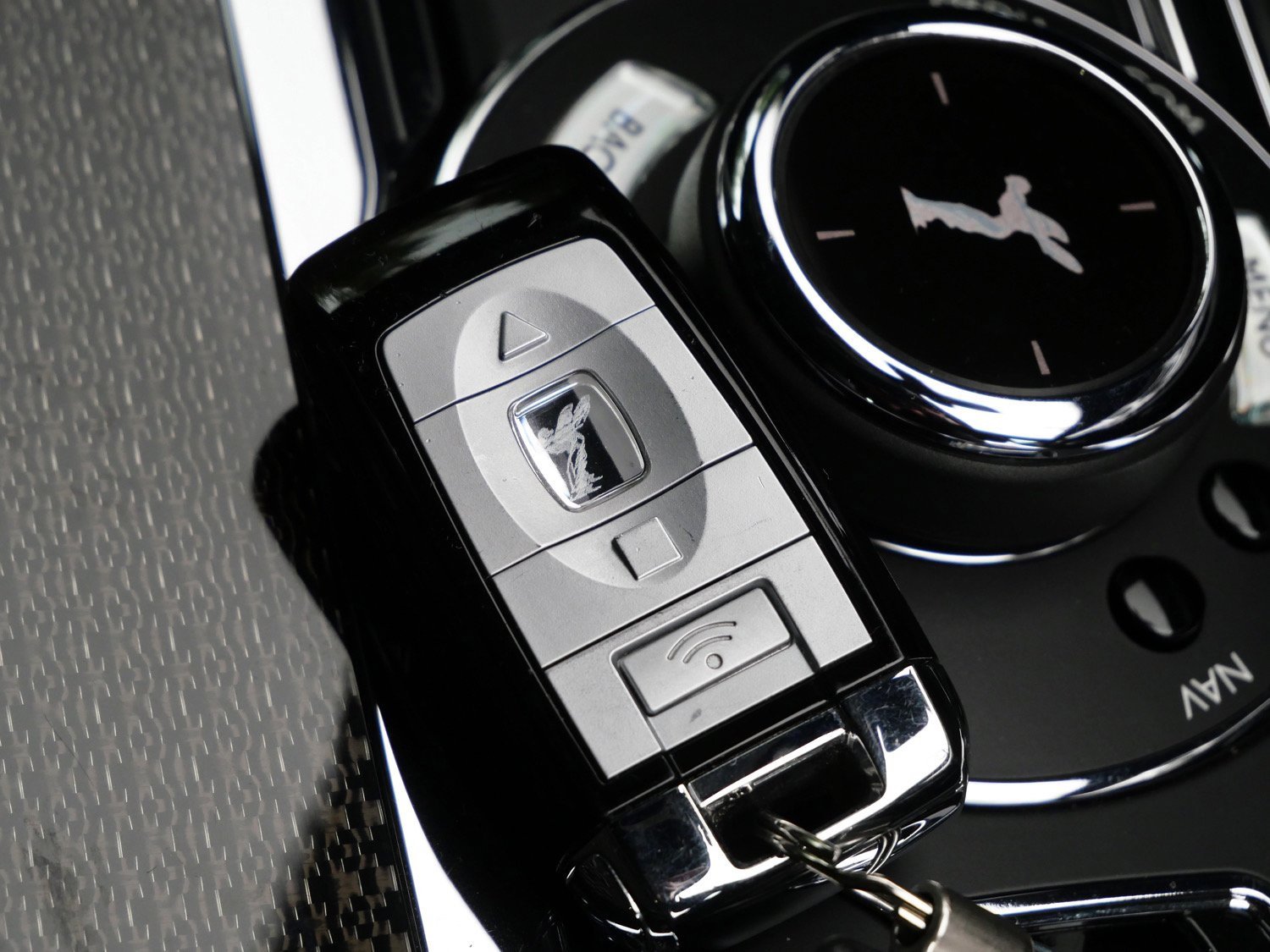 Used 2020 Rolls-Royce Dawn image 15