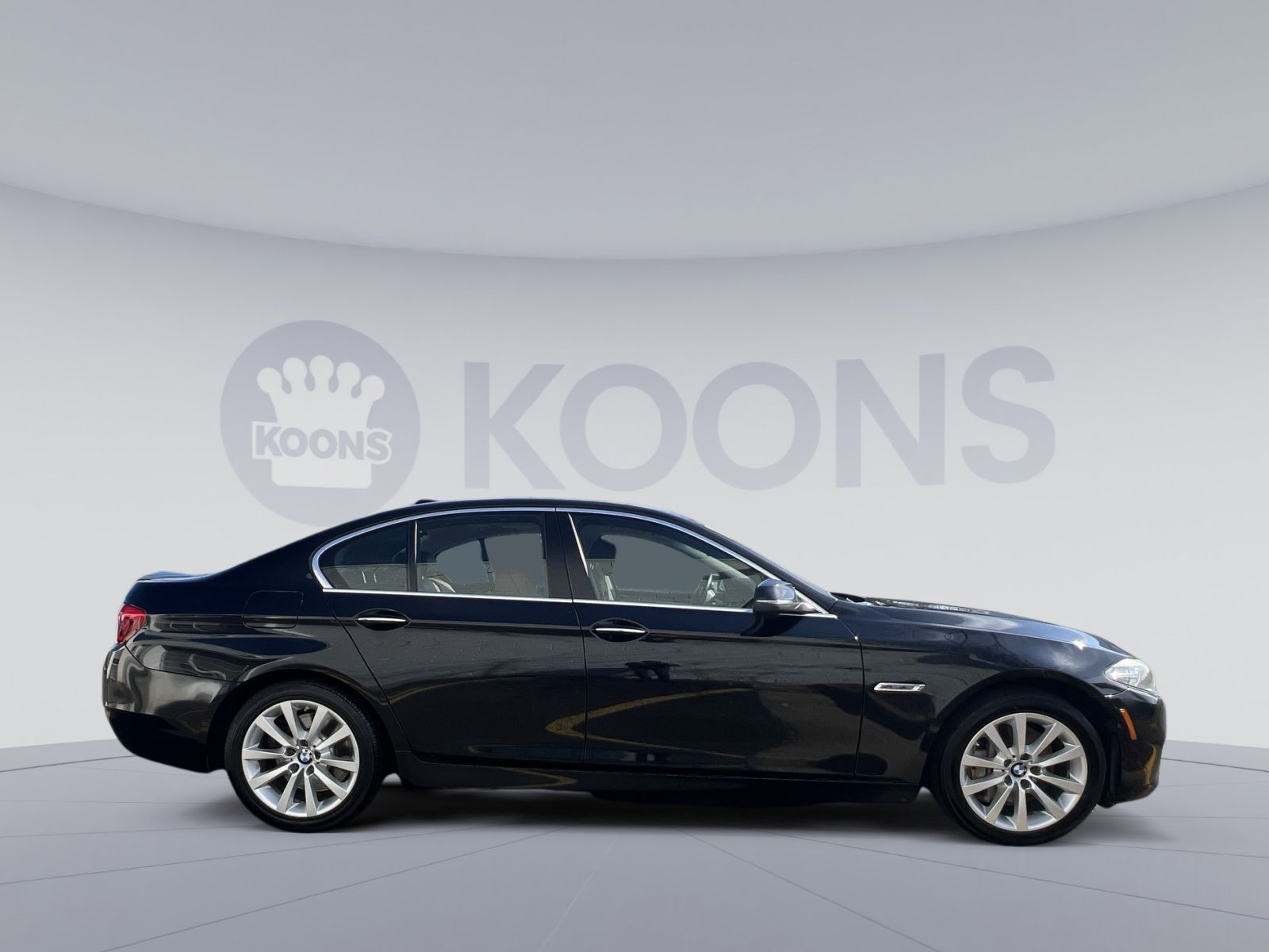 Used 2014 BMW 550i xDrive Sedan image 8