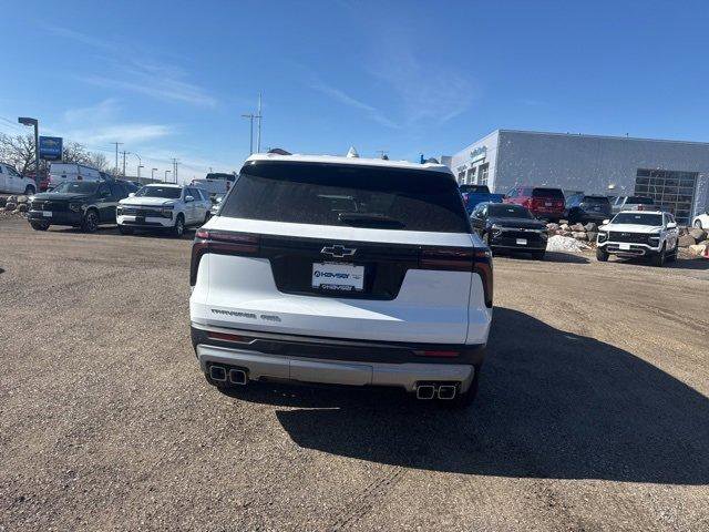 New 2026 Chevrolet Traverse LT w/ Driver Confidence Package image 5