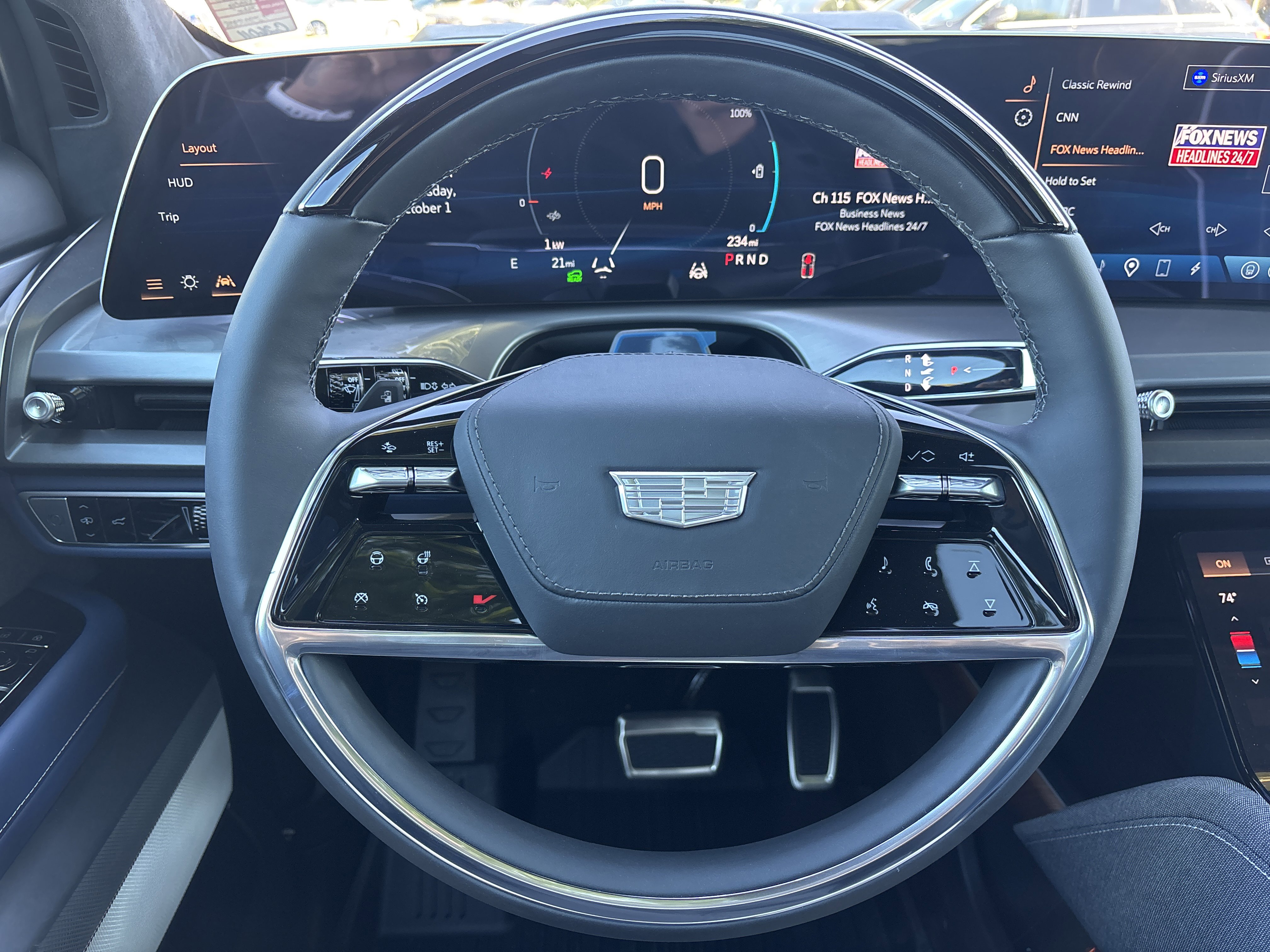 New 2026 Cadillac Vistiq Premium Luxury w/ LPO, Floor Liner Package image 24