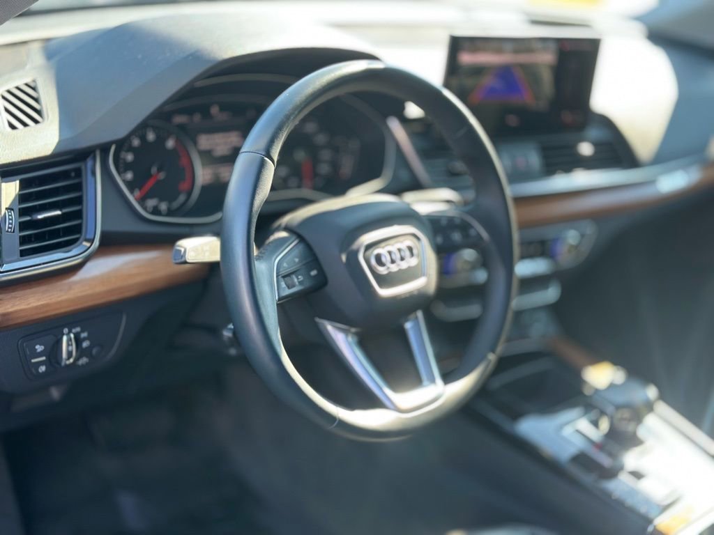 Used 2023 Audi Q5 2.0T Premium w/ Convenience Package image 13