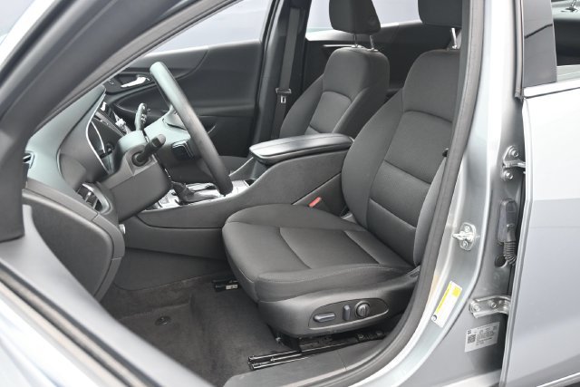 Used 2025 Chevrolet Malibu LT FWD image 10