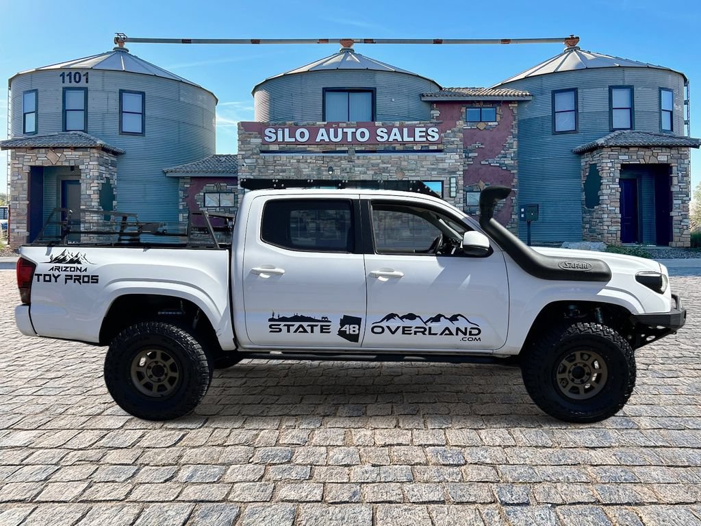 Used 2018 Toyota Tacoma SR w/ SR Convenience Package AWD/4WD image 6