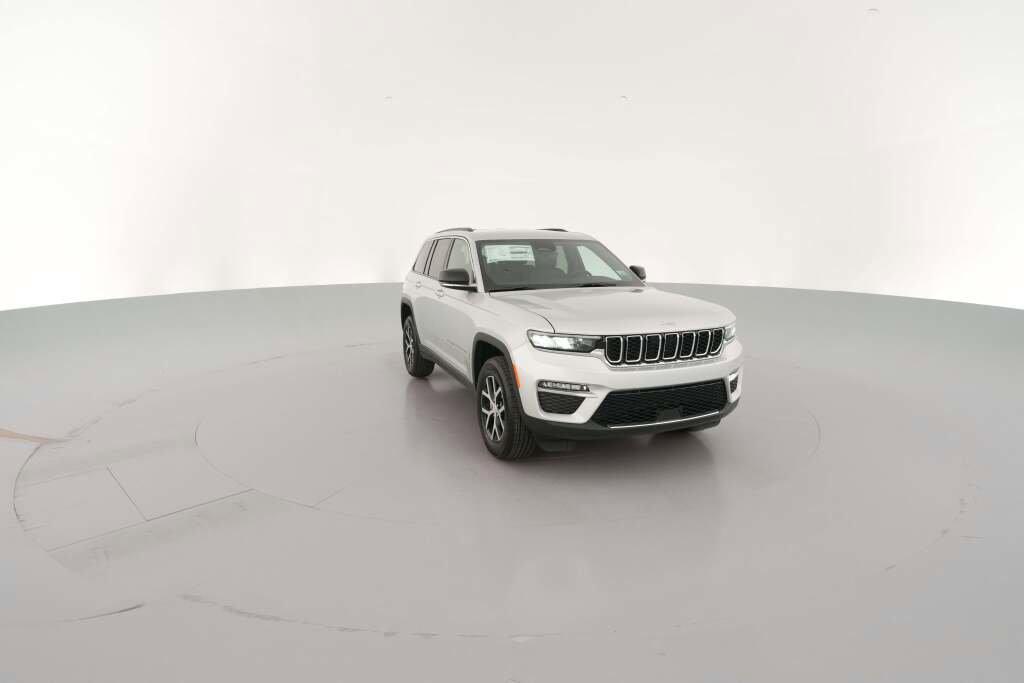 New 2025 Jeep Grand Cherokee Limited image 17