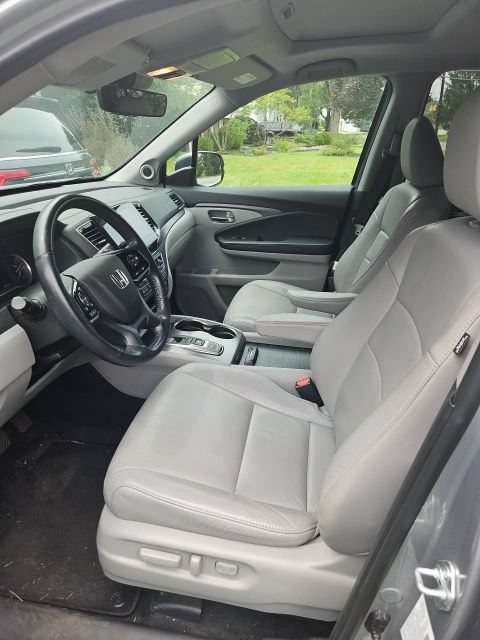 Used 2021 Honda Pilot Special Edition image 3