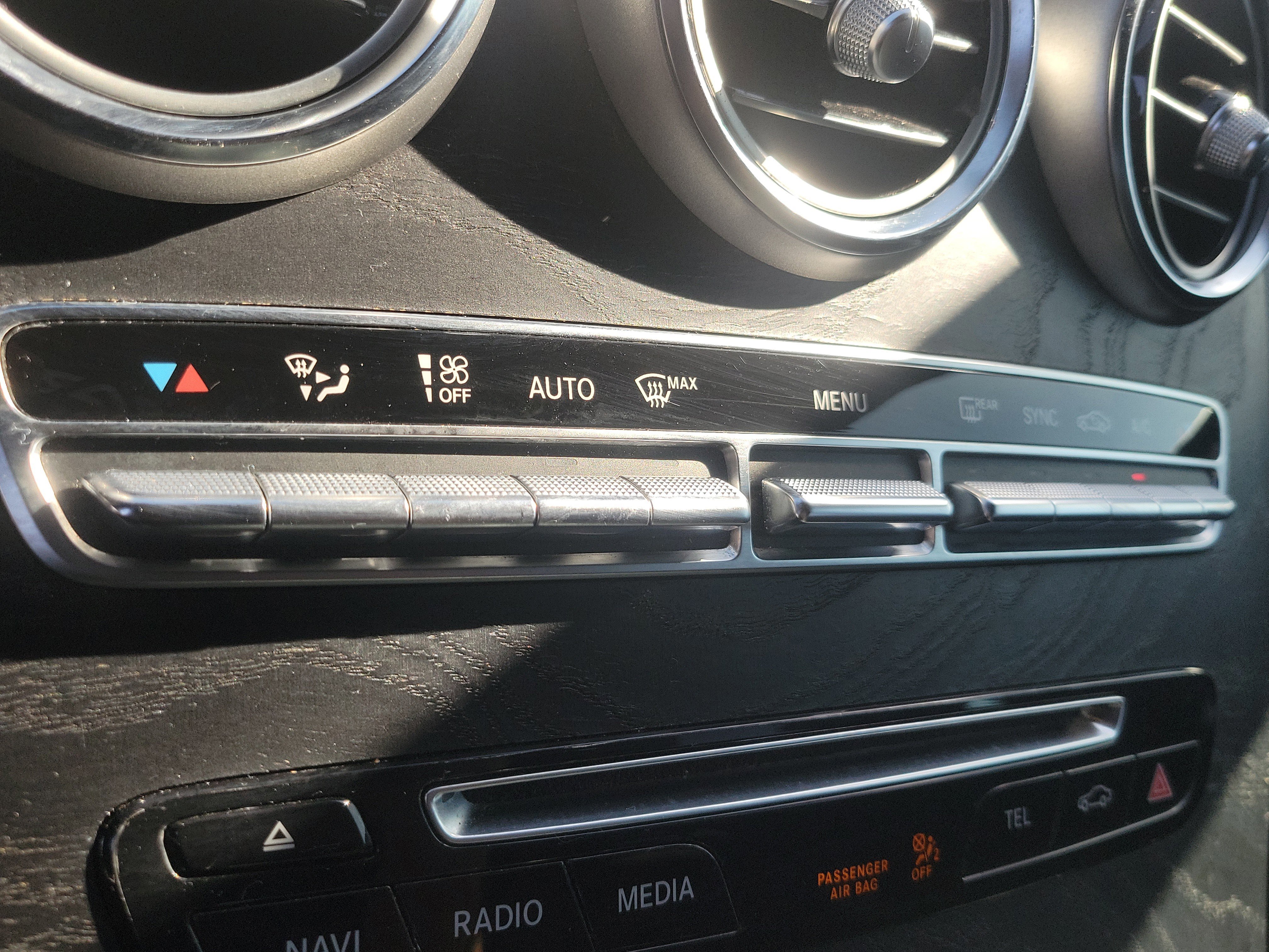 Used 2018 Mercedes-Benz GLC 300 image 20