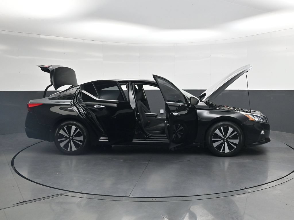 Used 2022 Nissan Altima 2.5 SV FWD image 41