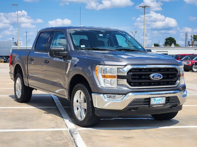 Used 2021 Ford F150 XLT w/ Equipment Group 301A Mid AWD/4WD image 3