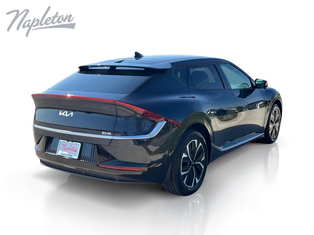 Used 2022 Kia EV6 Wind w/ Wind Technology Package AWD/4WD image 5