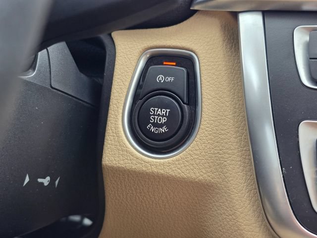 Used 2015 BMW 328i xDrive Sedan AWD/4WD image 25