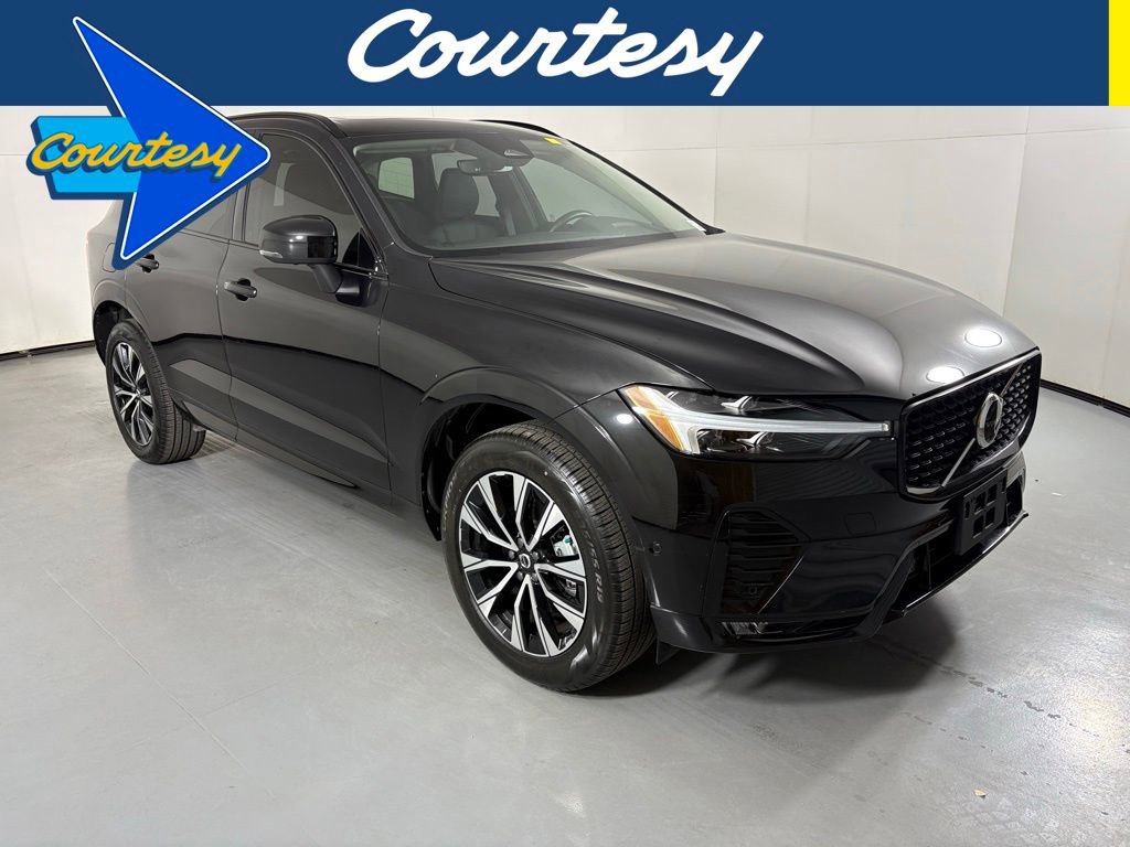 Used 2025 Volvo XC60 B5 Plus AWD/4WD image 1